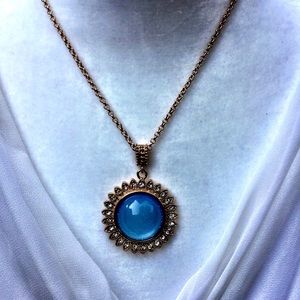 ✝️ Made in Germany | “Light of the World” Pendant & Earrings • NIB